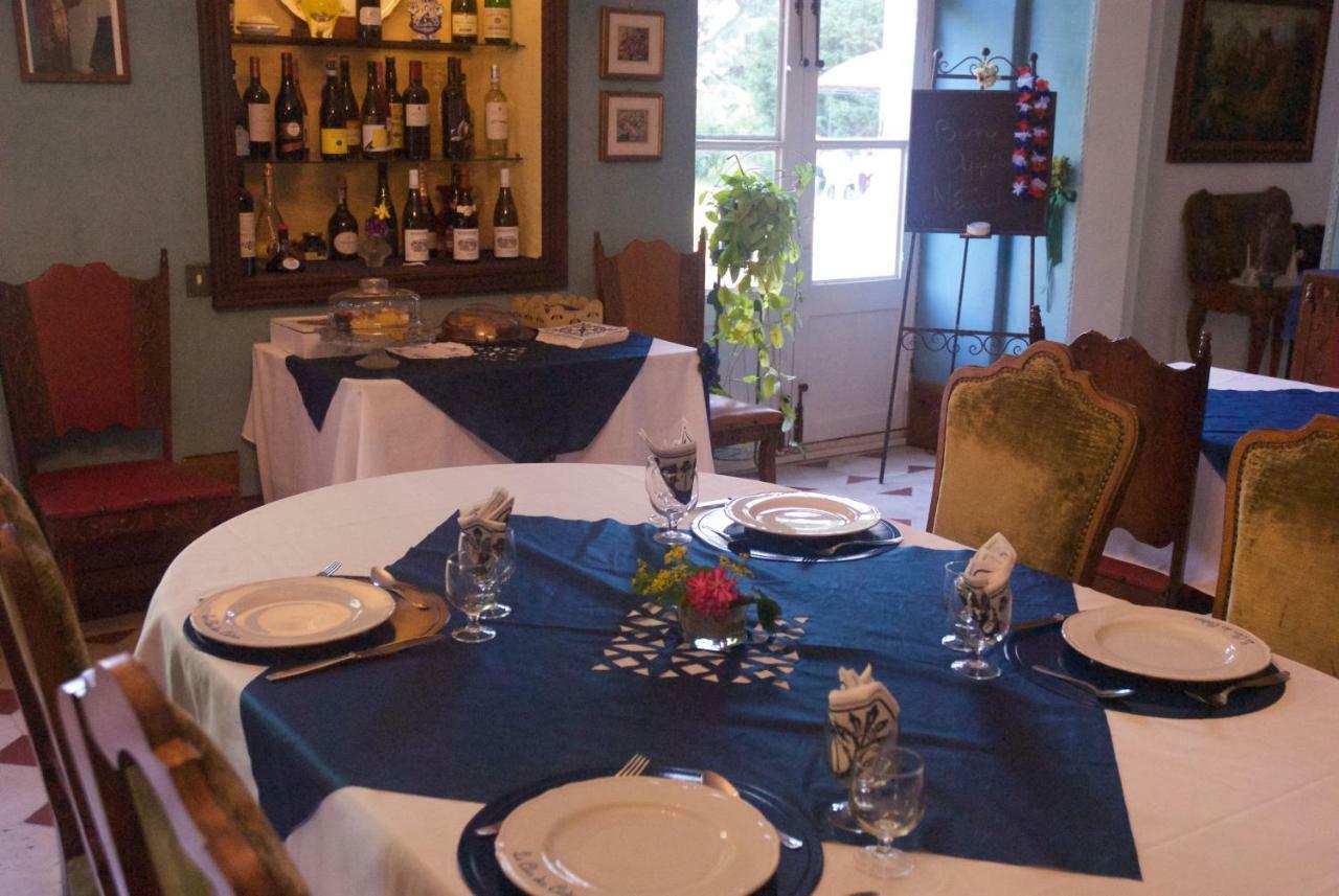 Le Clos Des Cedres B&B Ла Рошфуко Екстериор снимка