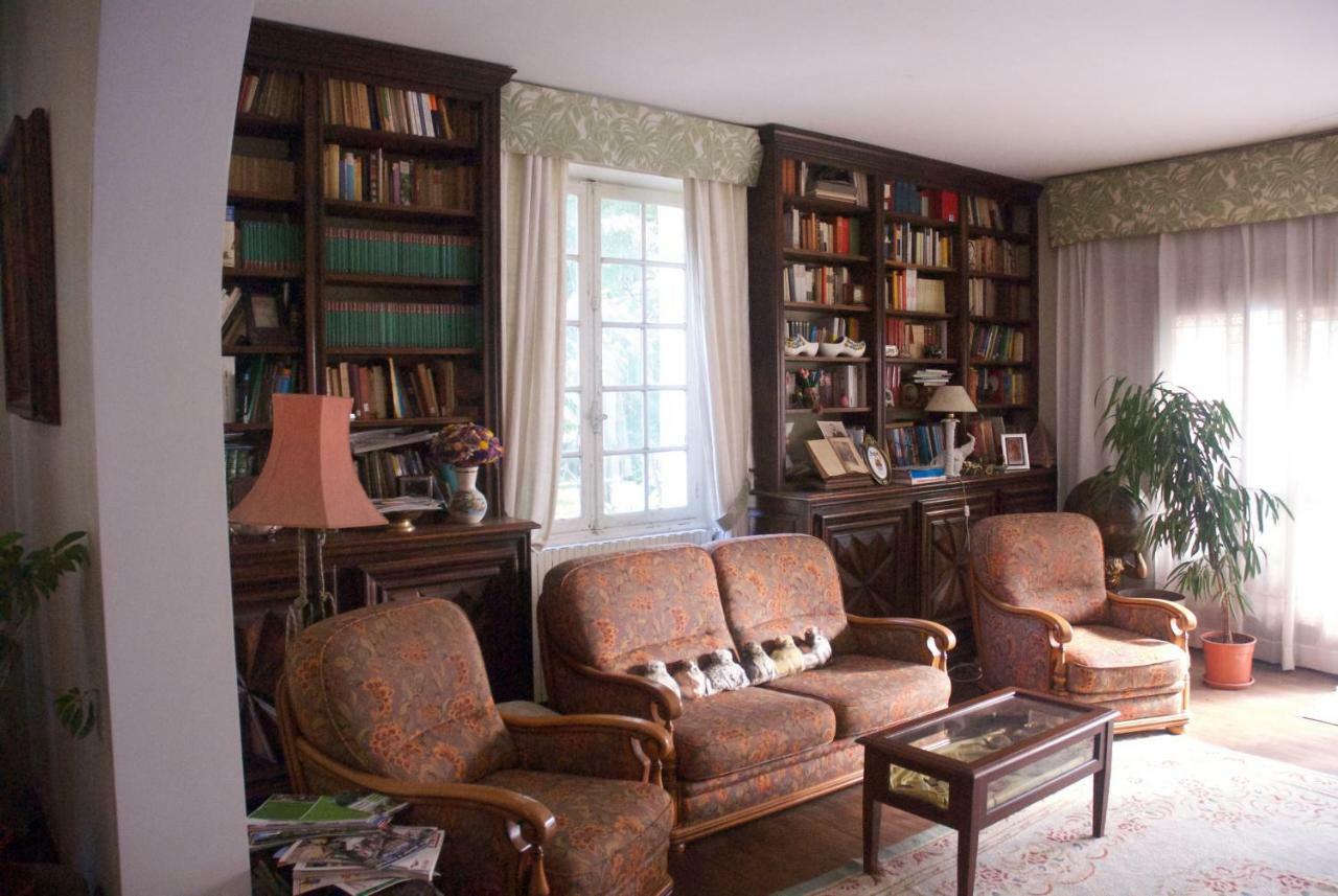 Le Clos Des Cedres B&B Ла Рошфуко Екстериор снимка