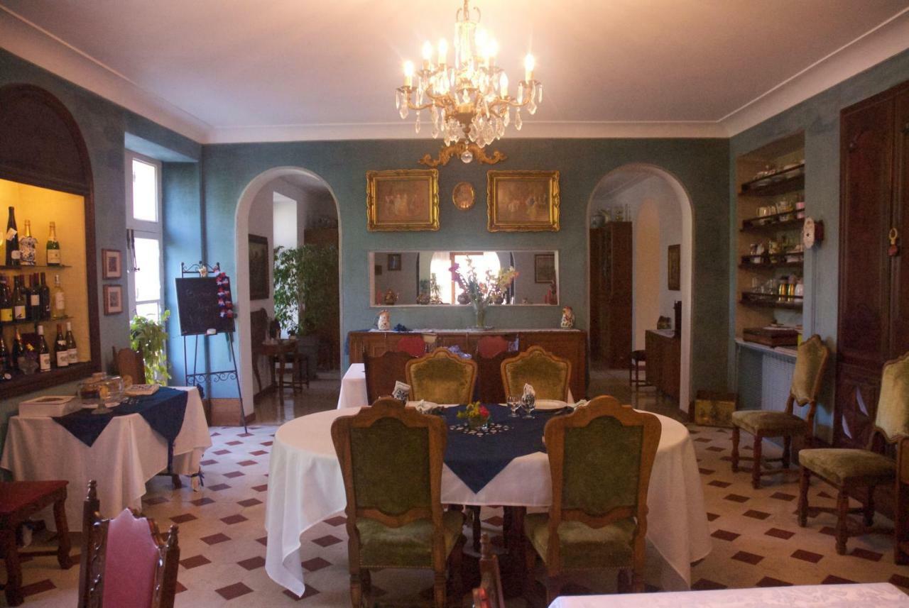 Le Clos Des Cedres B&B Ла Рошфуко Екстериор снимка