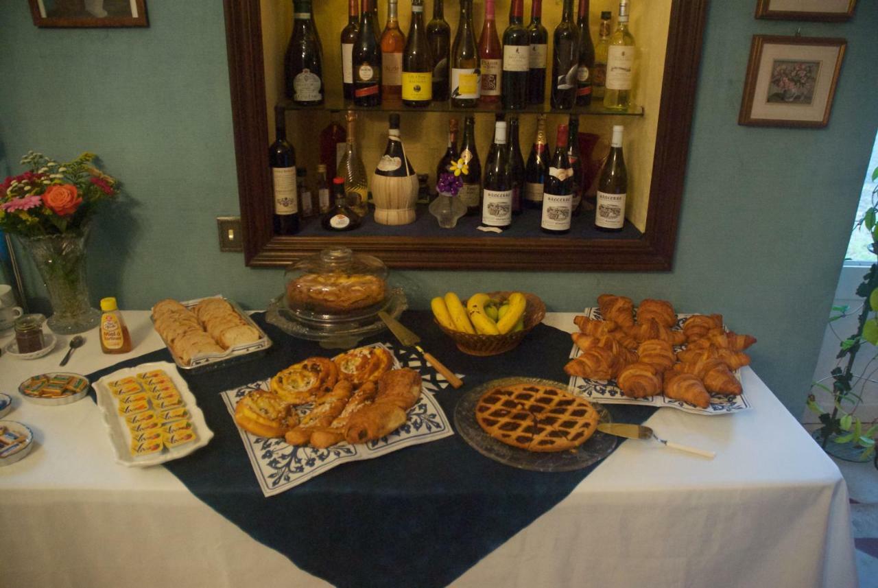 Le Clos Des Cedres B&B Ла Рошфуко Екстериор снимка