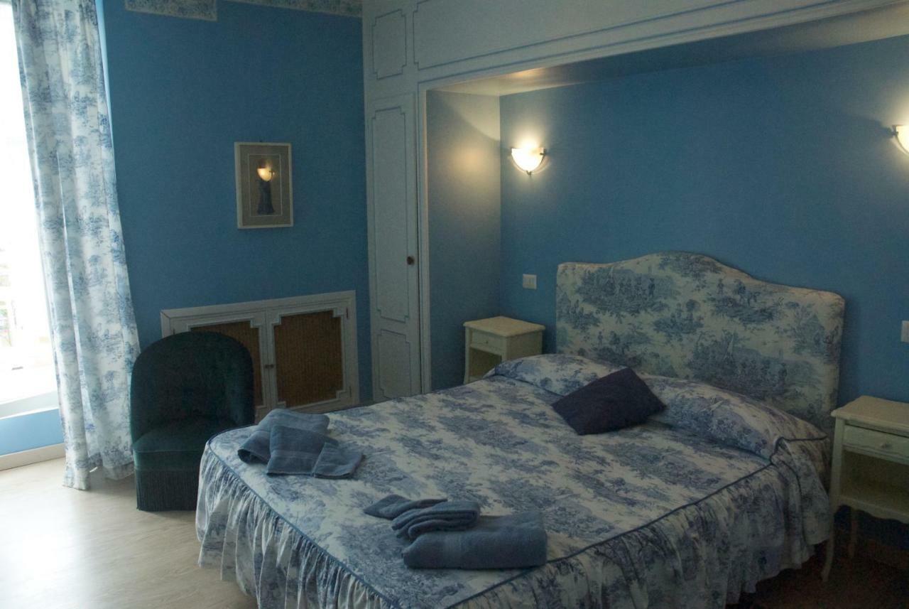 Le Clos Des Cedres B&B Ла Рошфуко Екстериор снимка