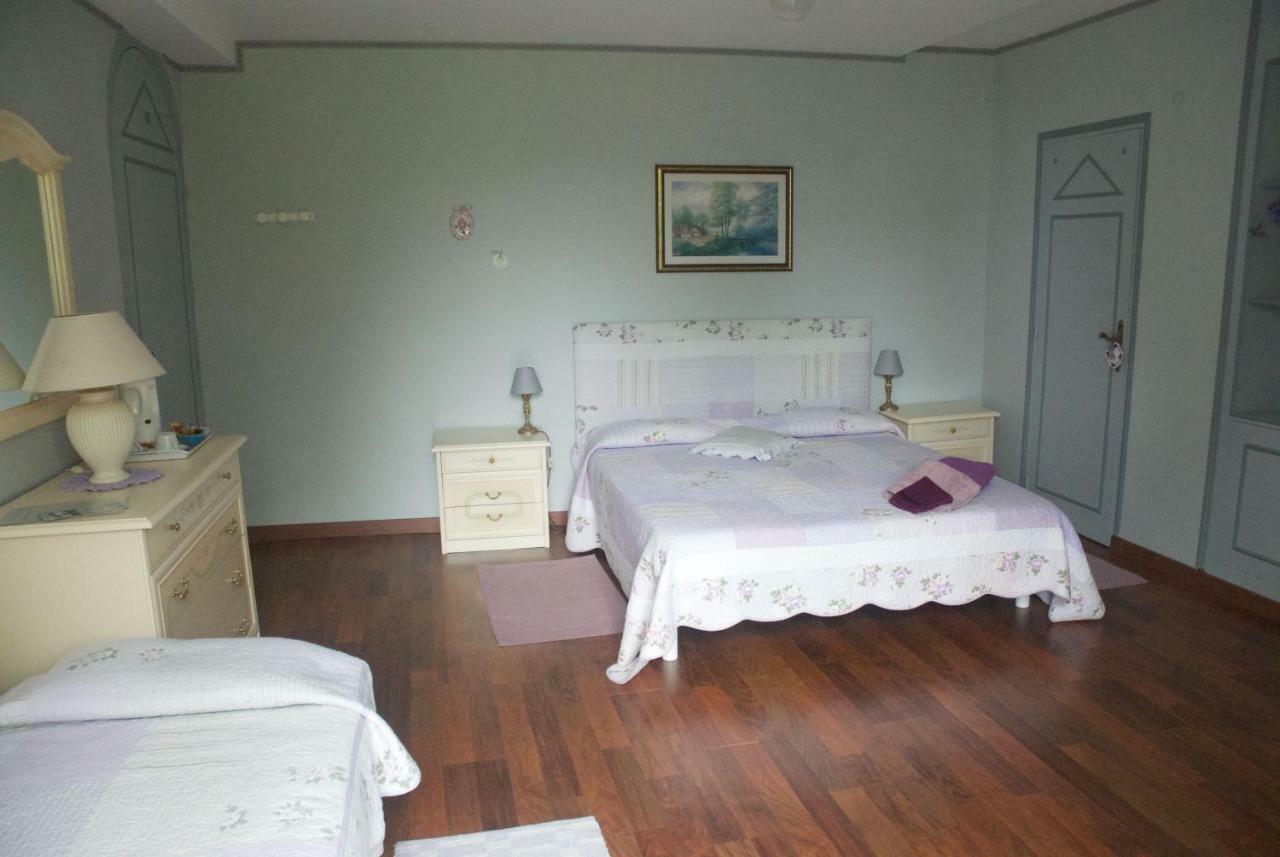 Le Clos Des Cedres B&B Ла Рошфуко Екстериор снимка